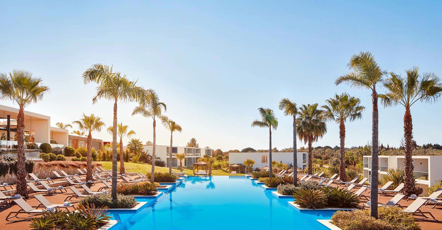tivoli_alvor_algarve_resort_pool_view_2